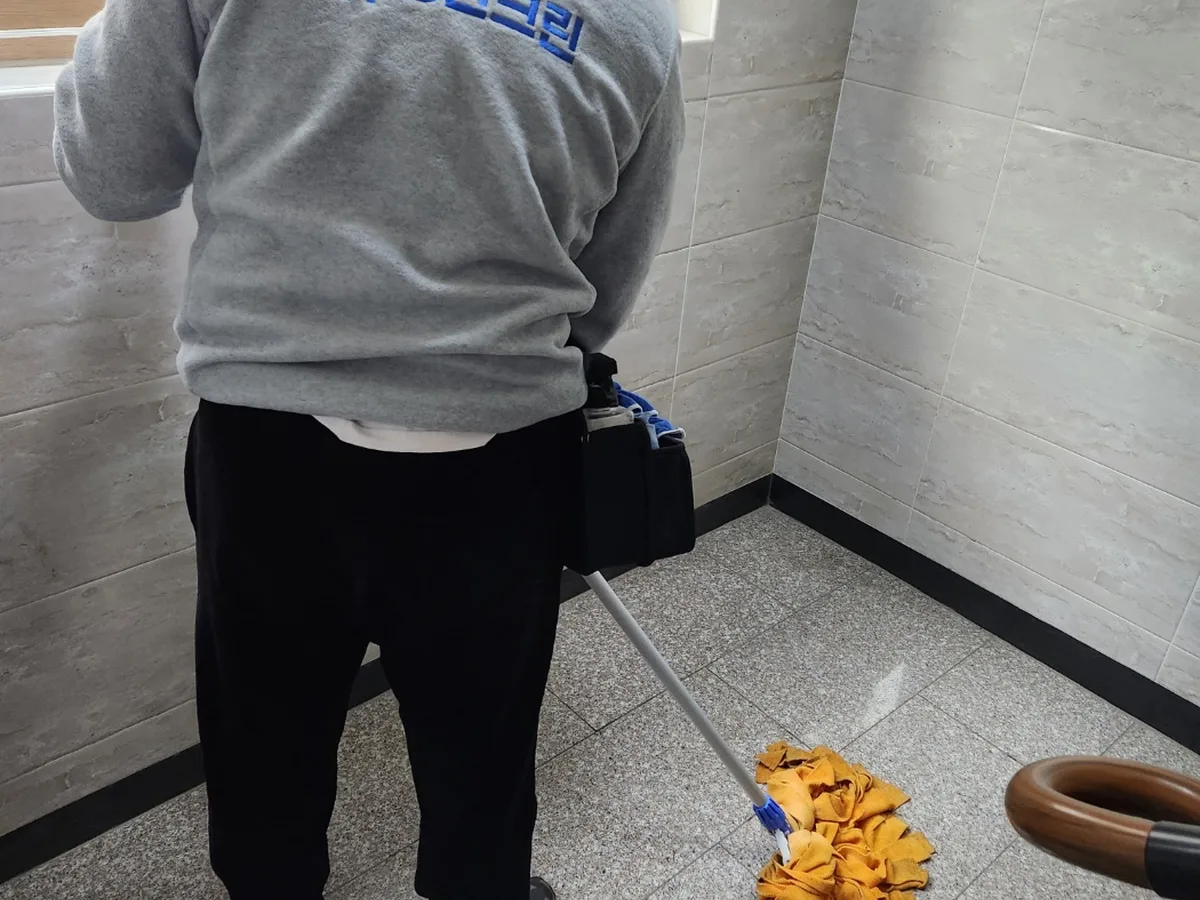 김천시 감문면 가정 복도·대기 동선 야간 위생청소 사례 - 행진크린